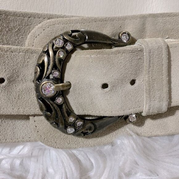 AMORE MIO suede belt goldtone hardware with rhinestones/crystals sz Small - Picture 3 of 10